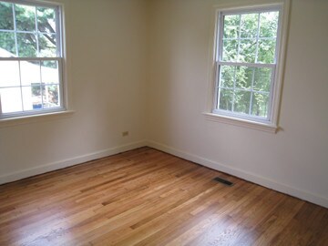 bedroom2 - 1013 Montrose Ave