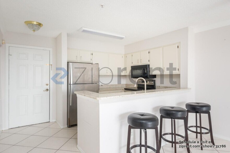 Building Photo - 2400 Feather Sound Dr