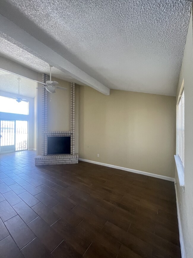 Building Photo - 11632 Scott Simpson Dr