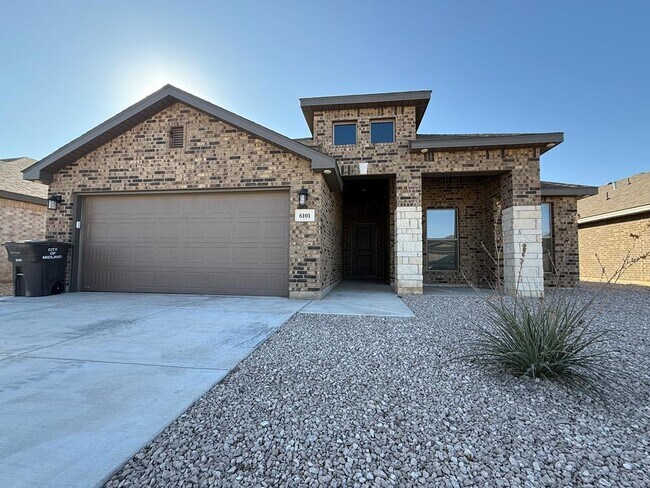 Primary Photo - 6101 Poppy Dr