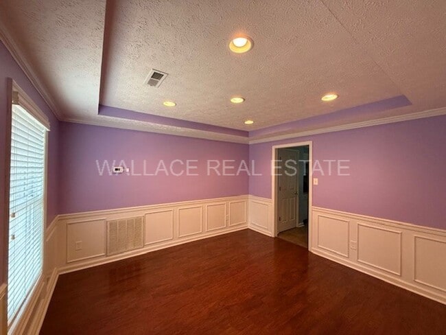Building Photo - HARDIN VALLEY:  3 BEDROOM, 2.5 BATH IN BRI...