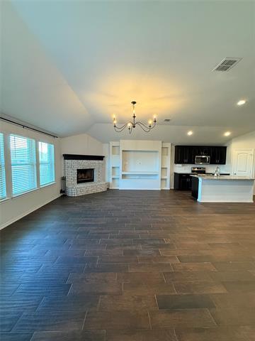 Building Photo - 349 Paloma St