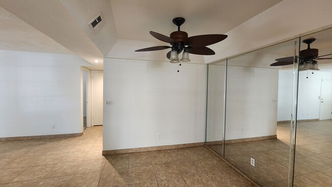 Building Photo - 2 Bedroom 2 Bath in Prime Tempe Location!