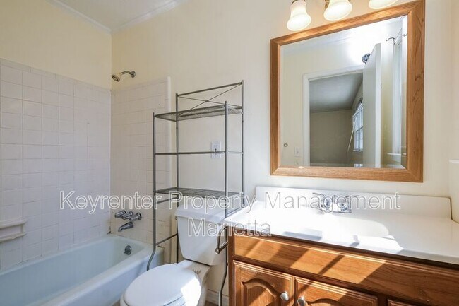 Building Photo - 480 Debra Dr