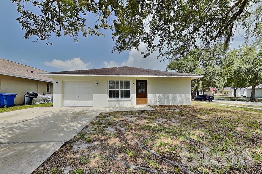 Building Photo - 2313 Pleasure Run Dr