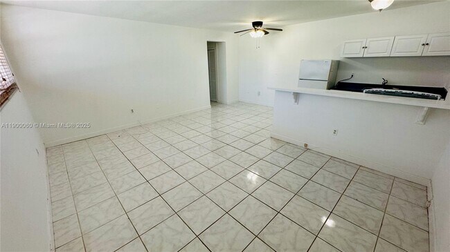 Building Photo - 8000 Tatum Waterway Dr