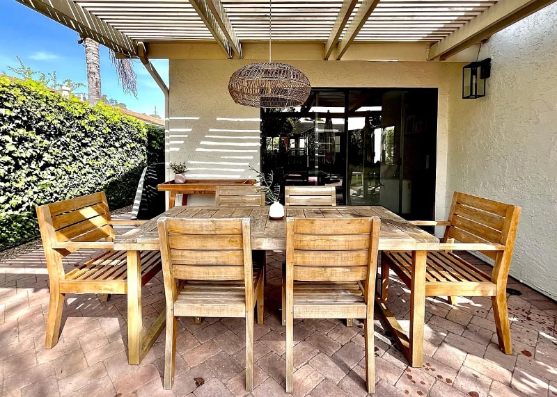 Building Photo - 3305 Vivienda Cir