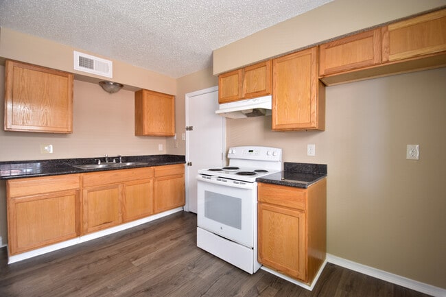 Building Photo - 201 Belle Terre Blvd