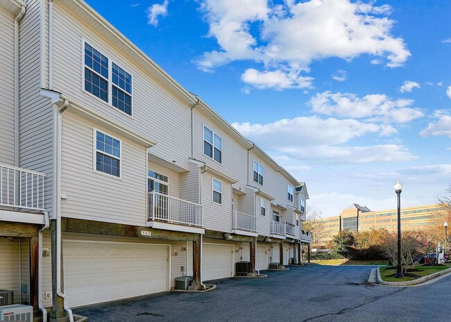 Building Photo - Resort-Style High View Townhome with 2-Car Garage, Private Office & Walkable Hunt Valley Location