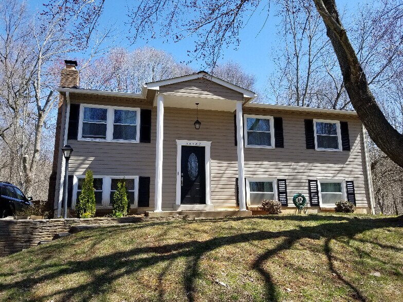 Primary Photo - 14187 Logan Ct