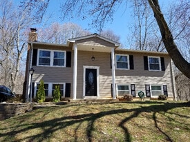 Building Photo - 14187 Logan Ct