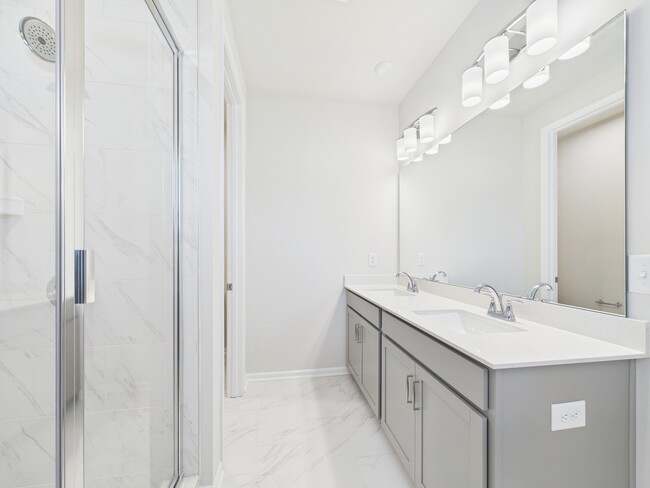 Building Photo - 3022 Hutton Gdns Ln