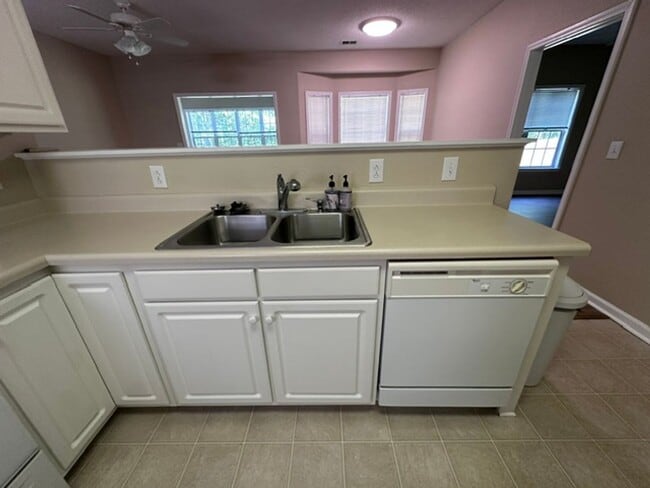 Building Photo - MOVE-IN READY!  SENIOR COMMUNITY 55+