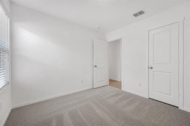 Building Photo - 1829 Sanderling St