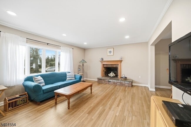 Building Photo - 58 Dogwood Rd