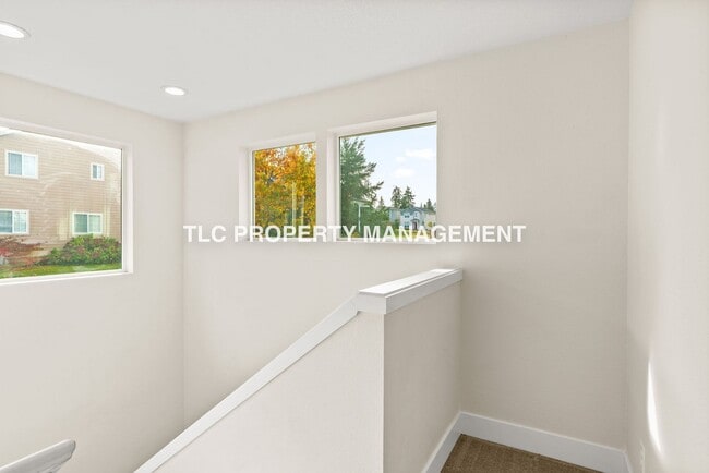 Building Photo - Gorgeous Home for Rent