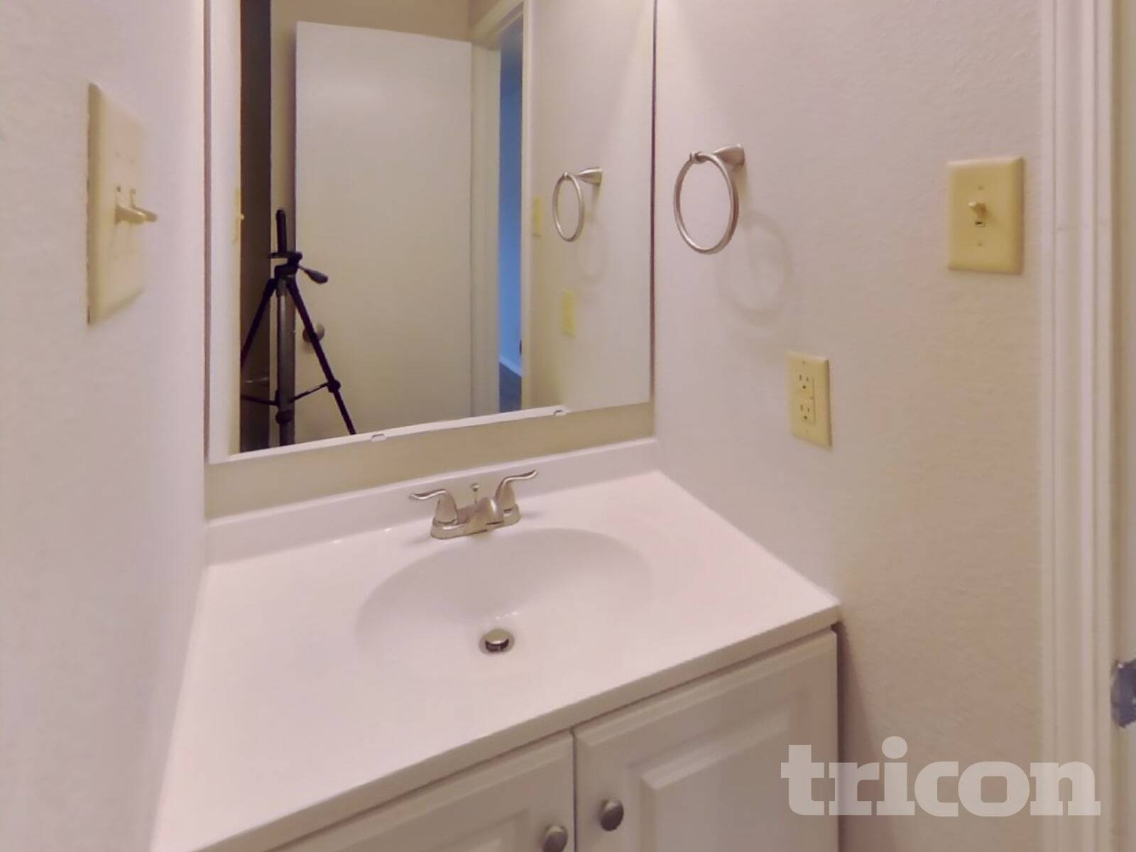 Building Photo - 3146 Brandenburg Dr