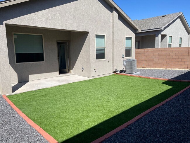 Building Photo - Mountain Hawk Estates