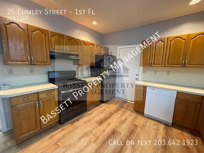 Building Photo - 25 Cumley St
