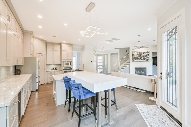 Building Photo - 12636 Briar Patch Dr