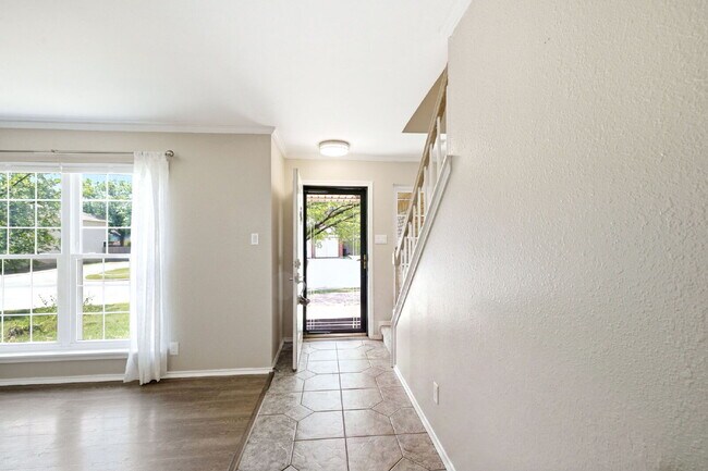 Building Photo - Updated home on a corner lot in a gated community!