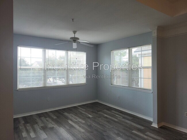 Building Photo - 6685 Queens Borough Ave