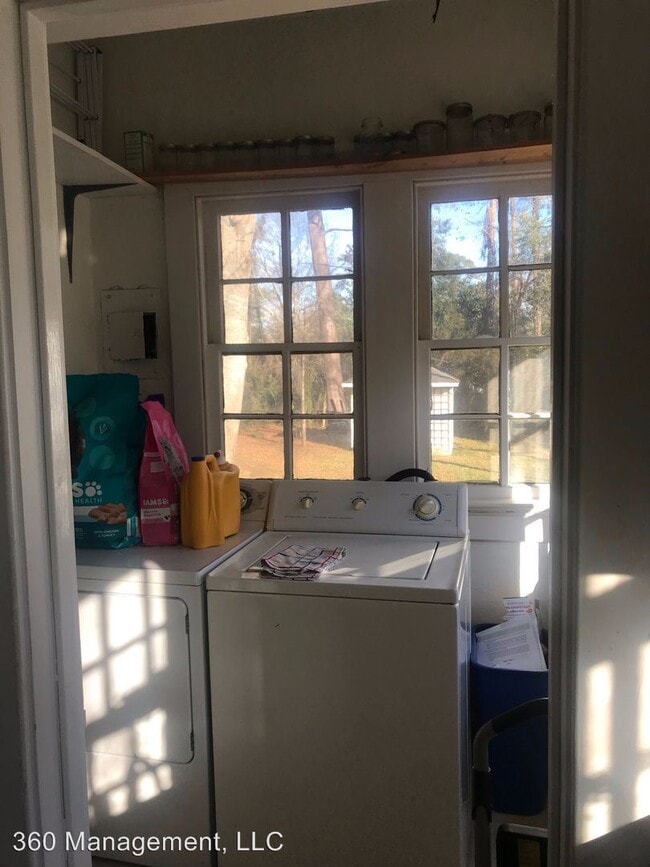 Building Photo - 2 br, 1 bath House - 359 Payne St