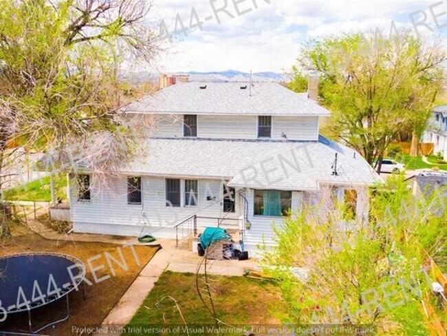 Building Photo - 10625