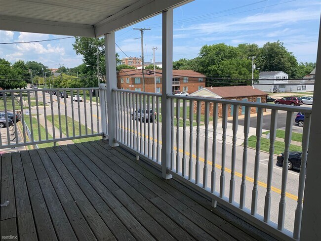Building Photo - 3909 Bowdens Ferry Rd