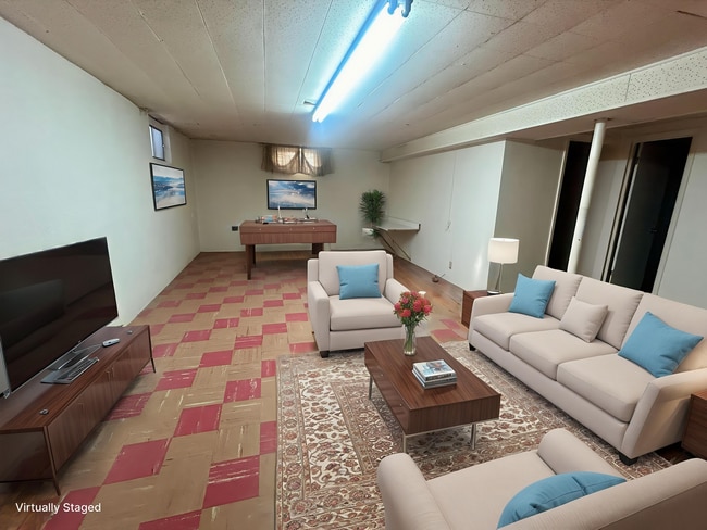 Building Photo - 4 Bedroom Ranch House - Prime Location Minutes from Cherry Creek!