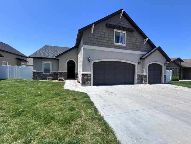 Building Photo - 2429 Independence St