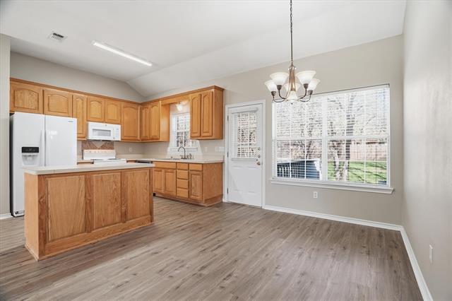 Building Photo - 1208 Caballo Way