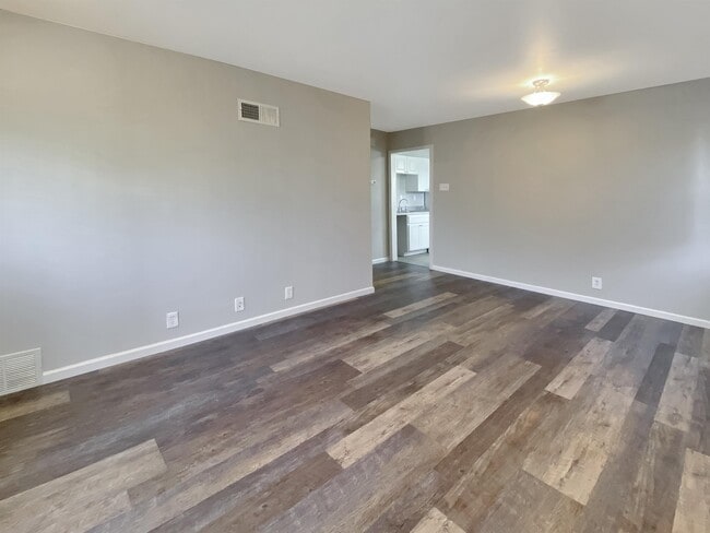 Building Photo - 1175 Ferguson Ave