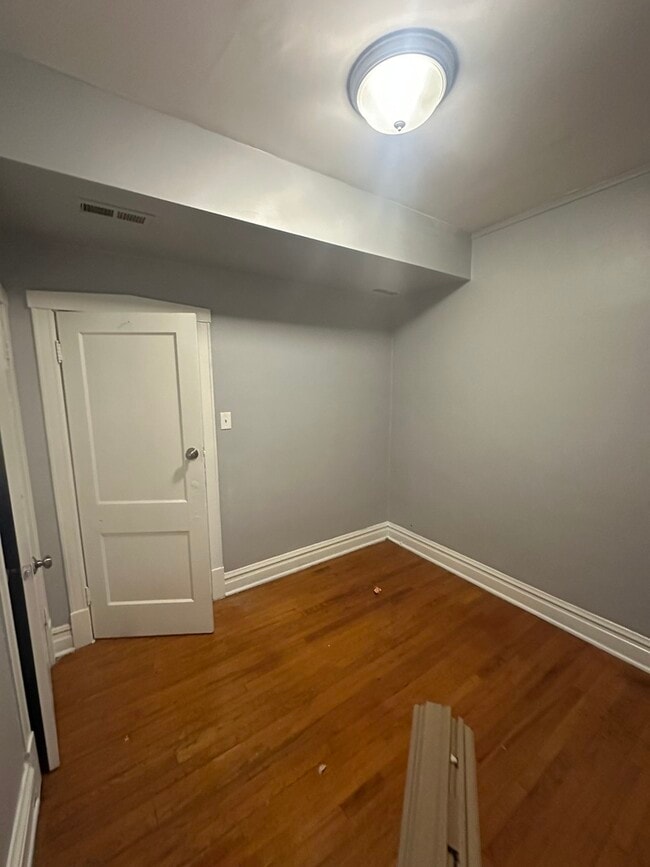 Building Photo - 6546 S Rockwell St