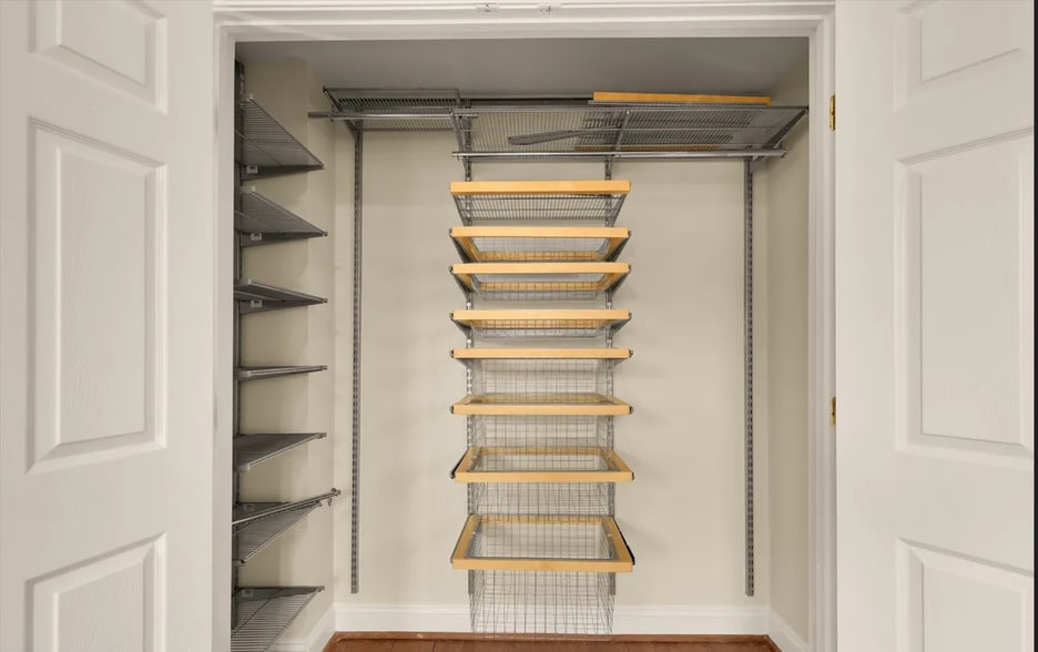 Building Photo - 1512 Park Rd NW