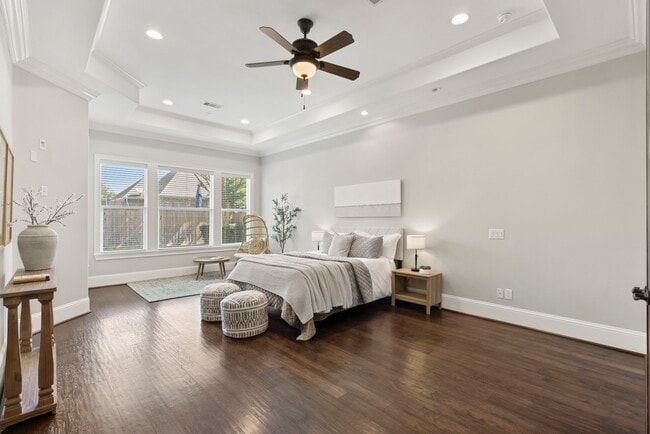 Building Photo - 26214 Kingsgate Ln