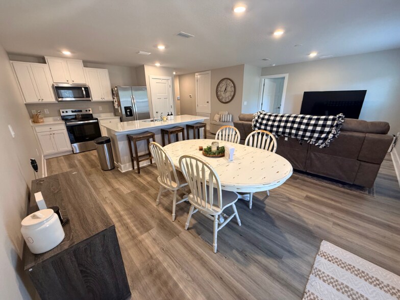 Building Photo - 4844 Snipe Rd