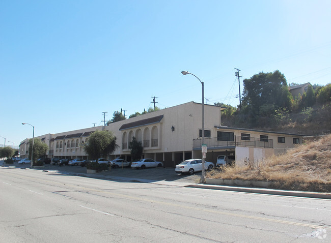 Building Photo - Ramona Garden Apartments