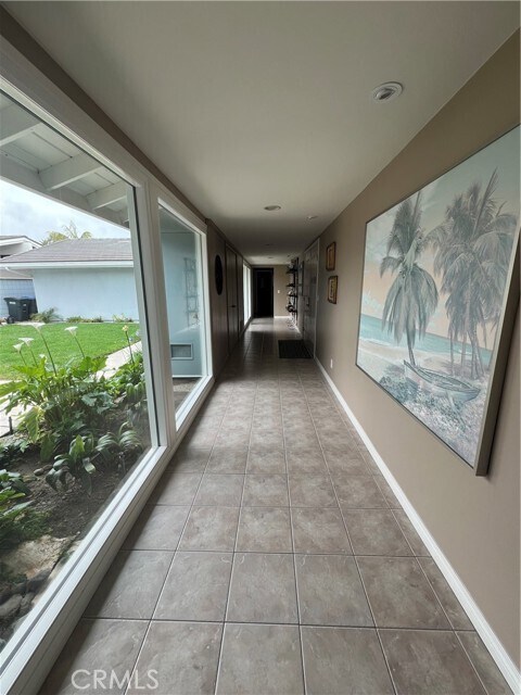 Building Photo - 4020 Calle Louisa