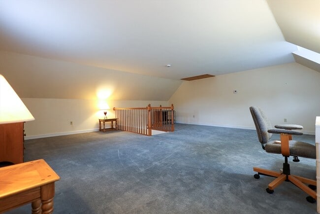 Building Photo - 288 Goldthwaite Rd