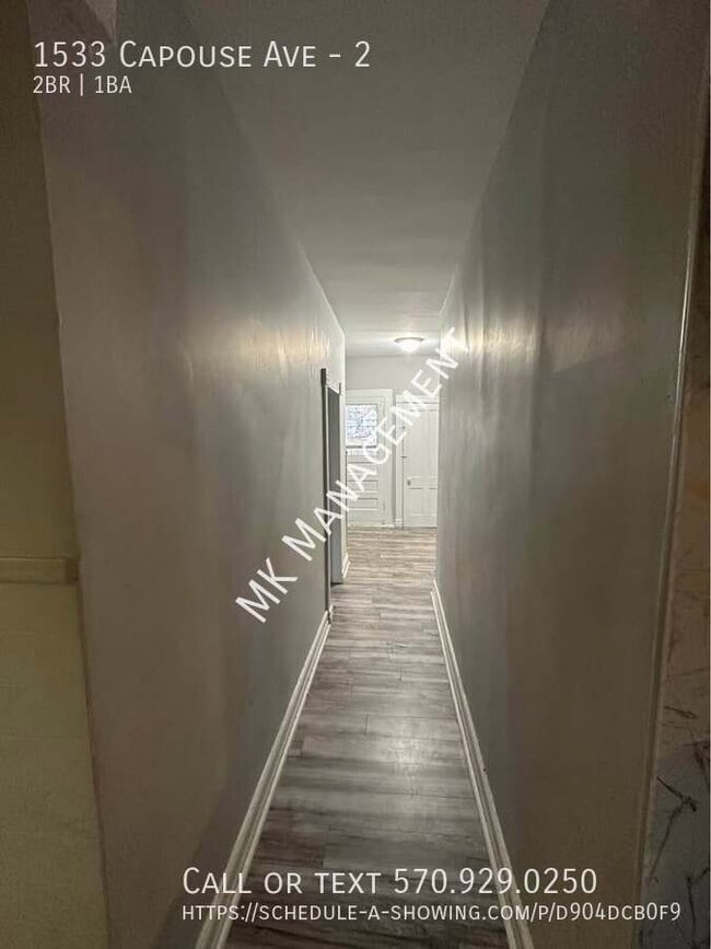 Building Photo - 1533 Capouse Ave