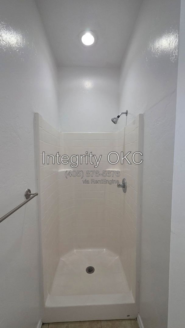 Building Photo - 1503 Tahoe Ln