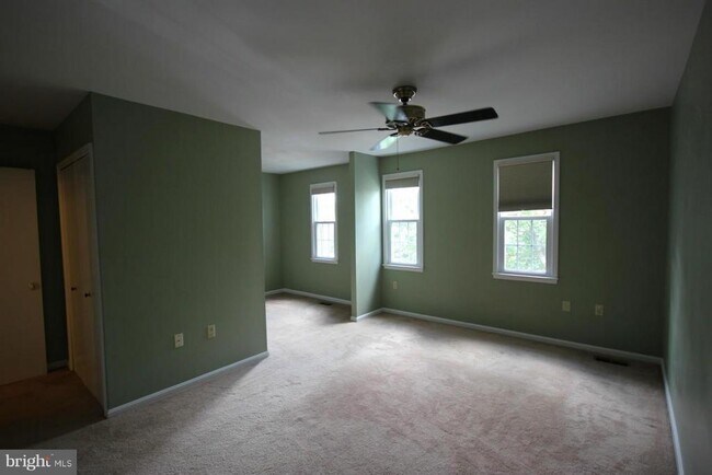 Building Photo - 2959 Cashel Ln