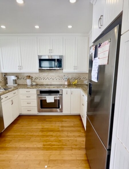 kitchen - 48 Antigua Ct