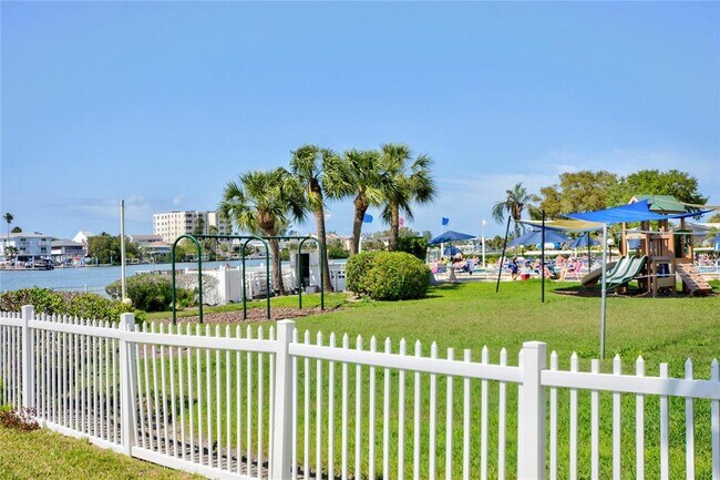 Building Photo - 10216 Regal Dr