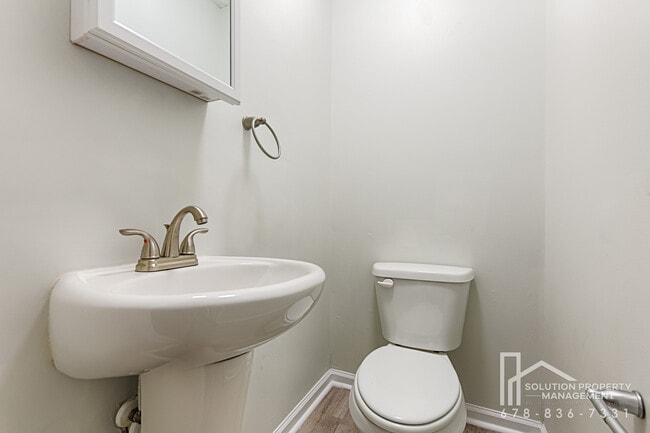 Building Photo - 4283 E Paulding Dr