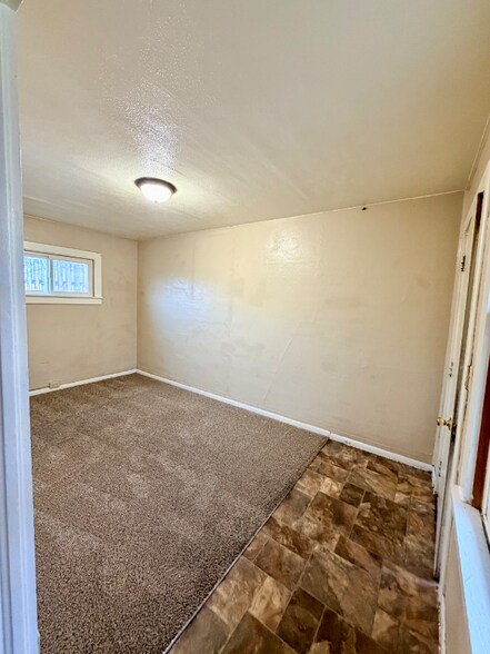 Building Photo - 1 View Vista Dr