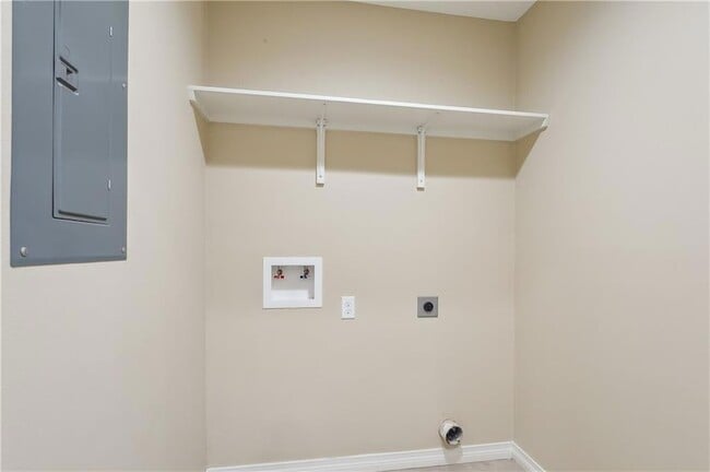 Building Photo - 72204 Formosa Dr