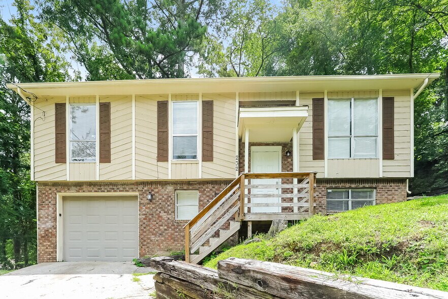 Primary Photo - 232 Glenvalley Ln NW