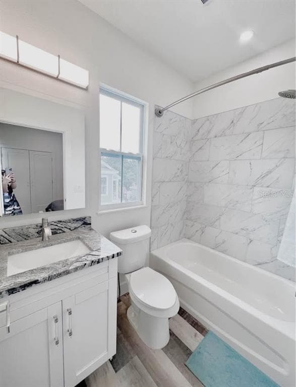 Building Photo - 1299 5th St S